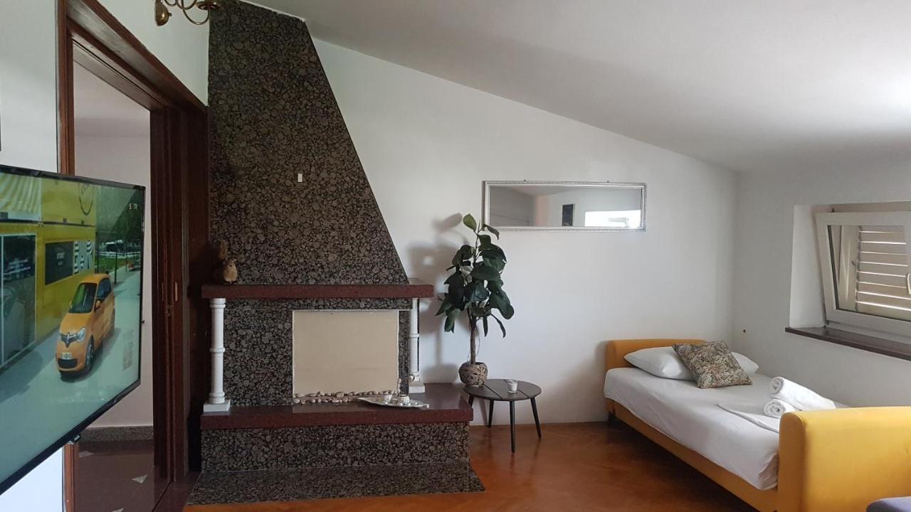Barun Apartments Kaštela 外观 照片